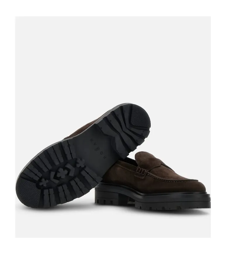 H673 Loafers