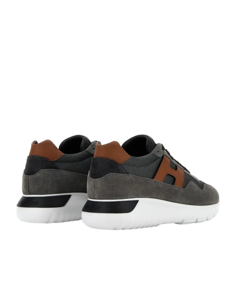 Interactive 3 Low-Top Sneakers