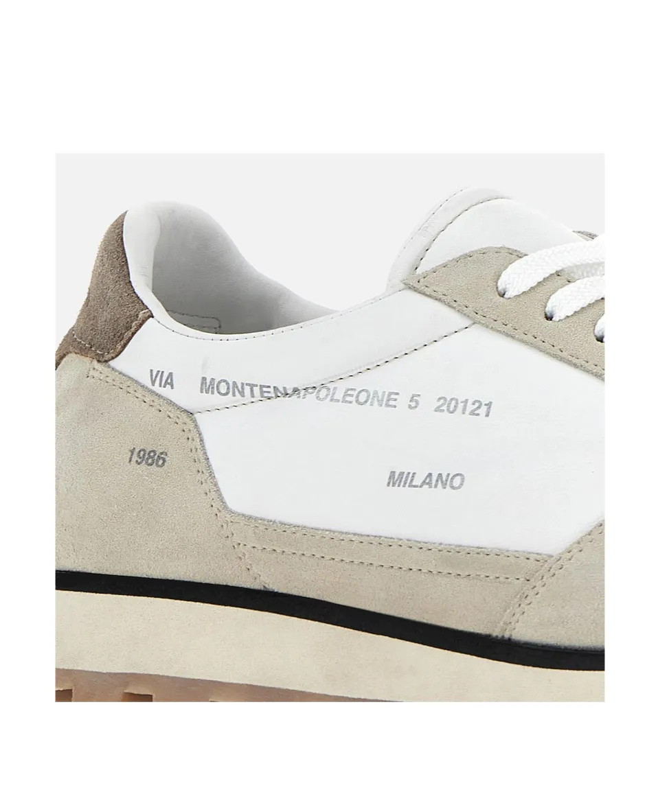 Round-Toe Low-Top Sneakers