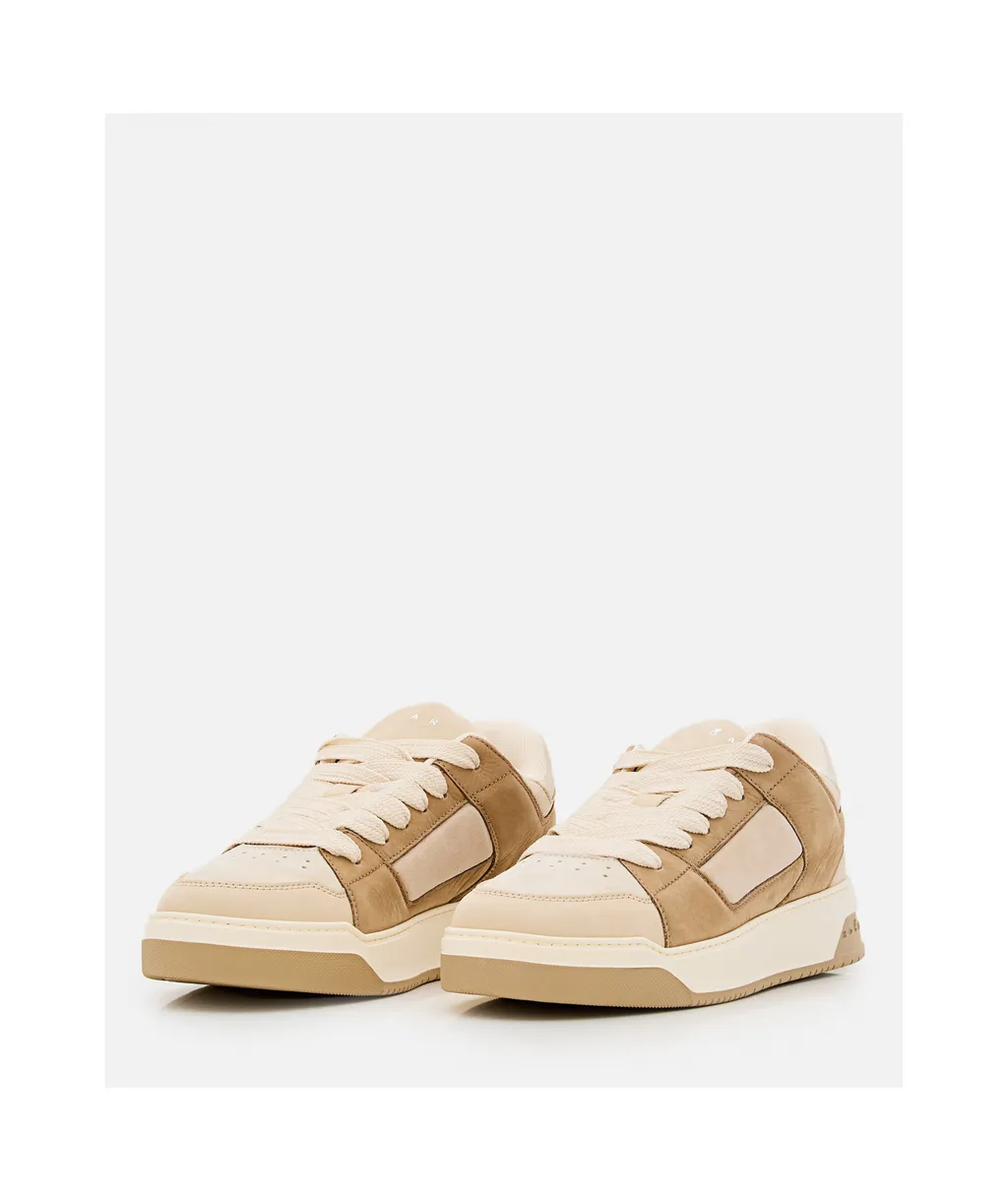 H667 Low-Top Sneakers
