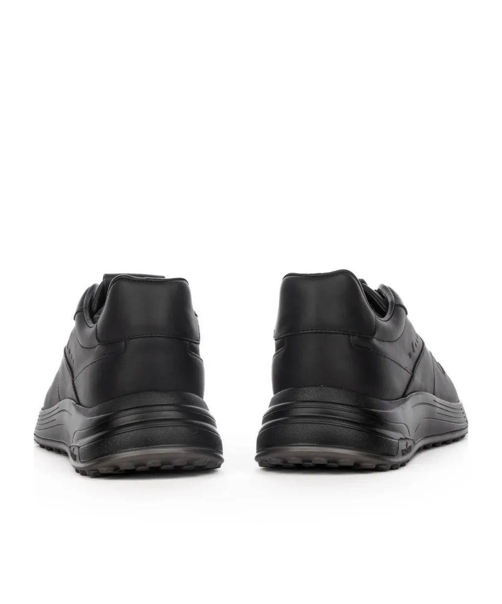 Hyperlight Logo Debossed Sneakers