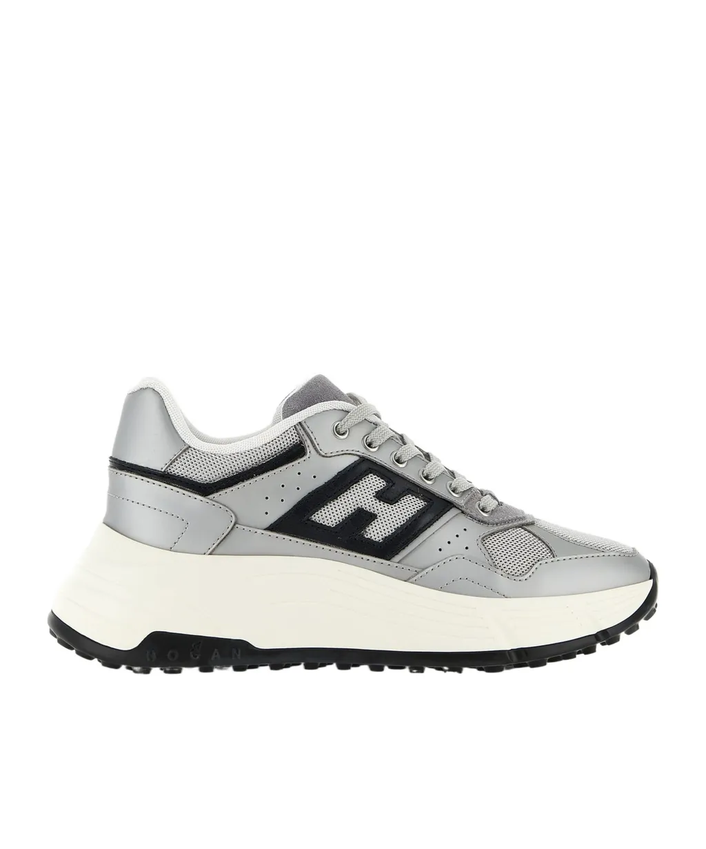 H669 Side Logo Patch Low-Top Sneakers