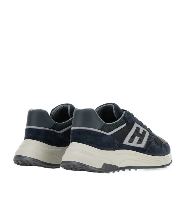 Hyperlight Lace-Up Sneakers