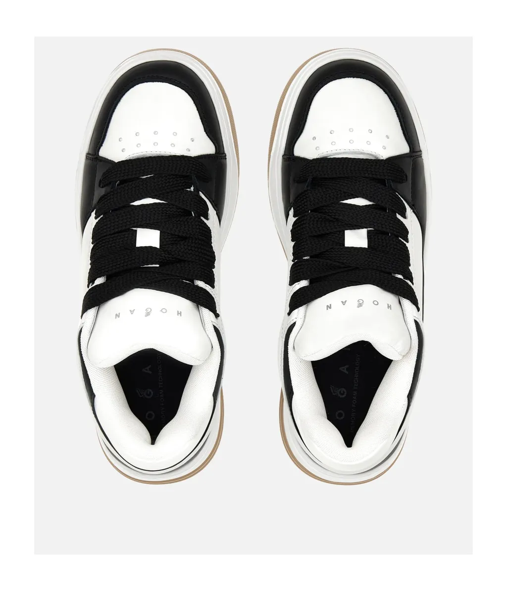 Chamallow Round-Toe Lace-Up Sneakers