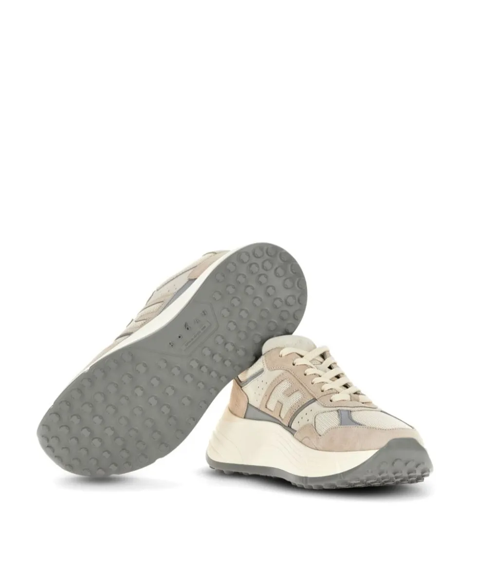 Hi-Fi Side Logo Patch Sneakers