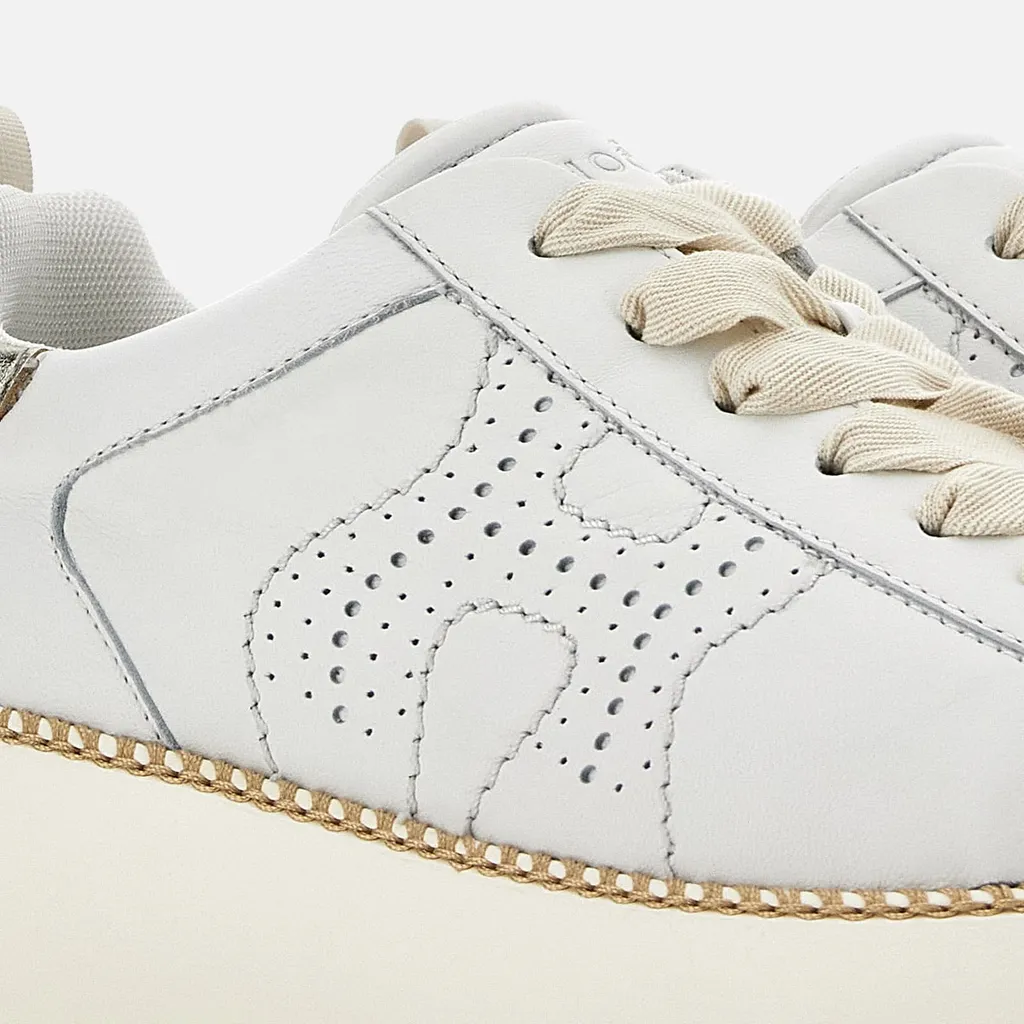 Perforated Detailed Lace-Up Sneakers