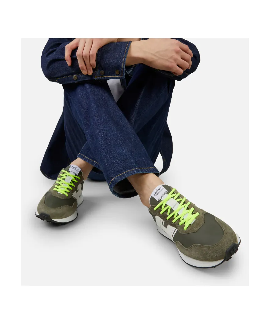 H601 Lace-Up Sneakers