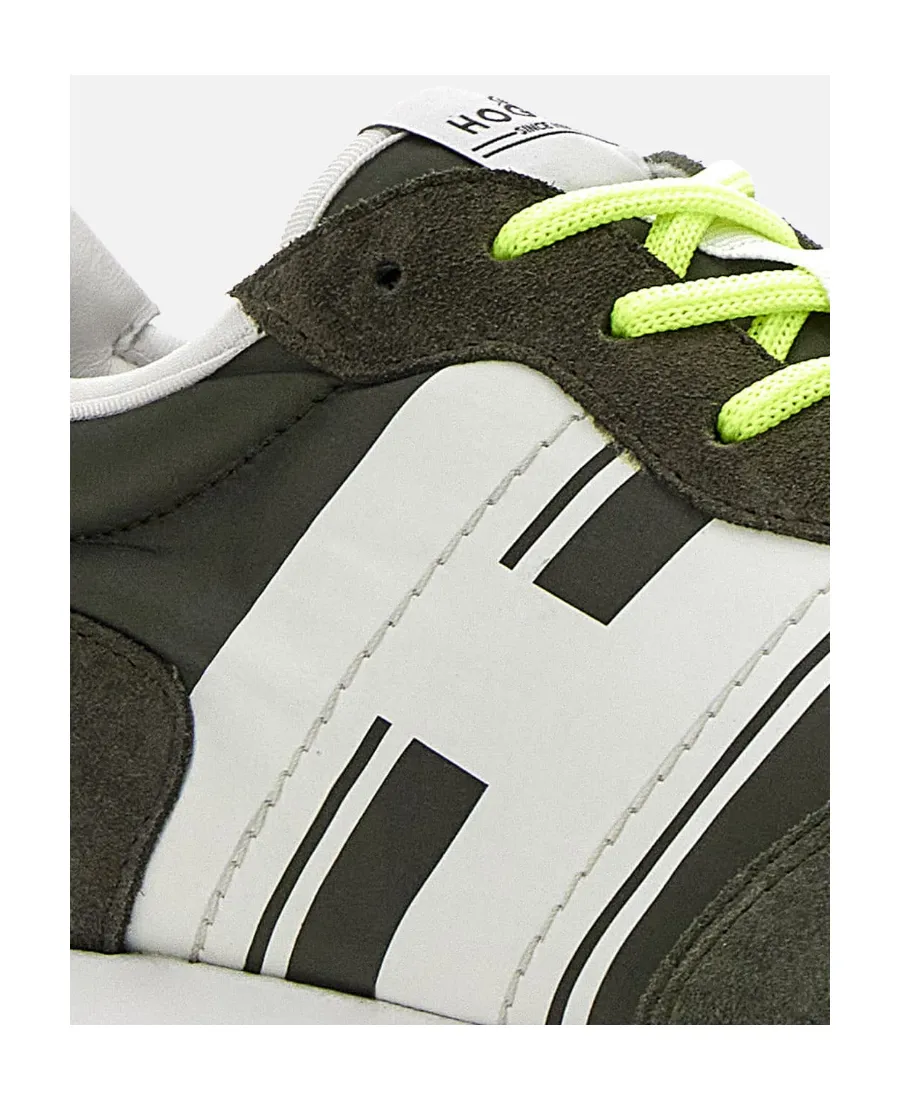 H601 Lace-Up Sneakers