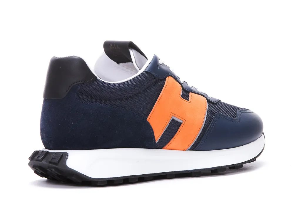 Hogan H601 Logo Patch Lace-Up Sneakers