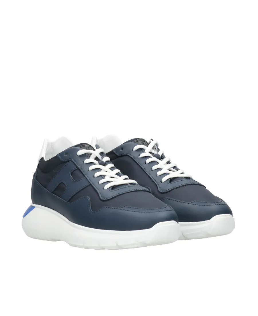 Leather Logo-Patch Low-Top Sneakers