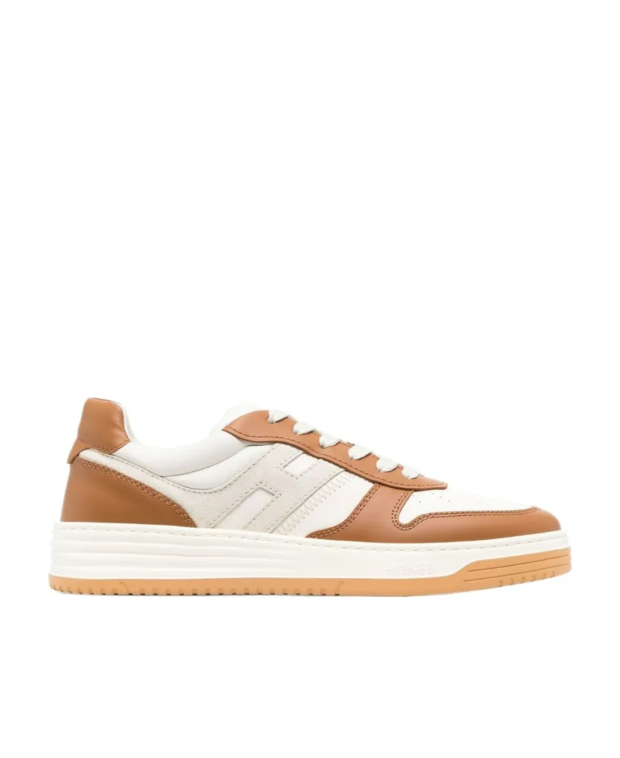 H630 Two-Tone Lace-Up Sneakers