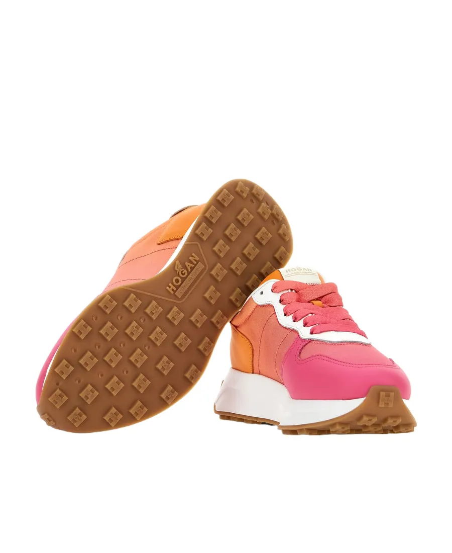H641 Lace-Up Sneakers
