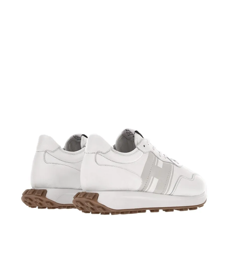 H601 Low-Top Sneakers