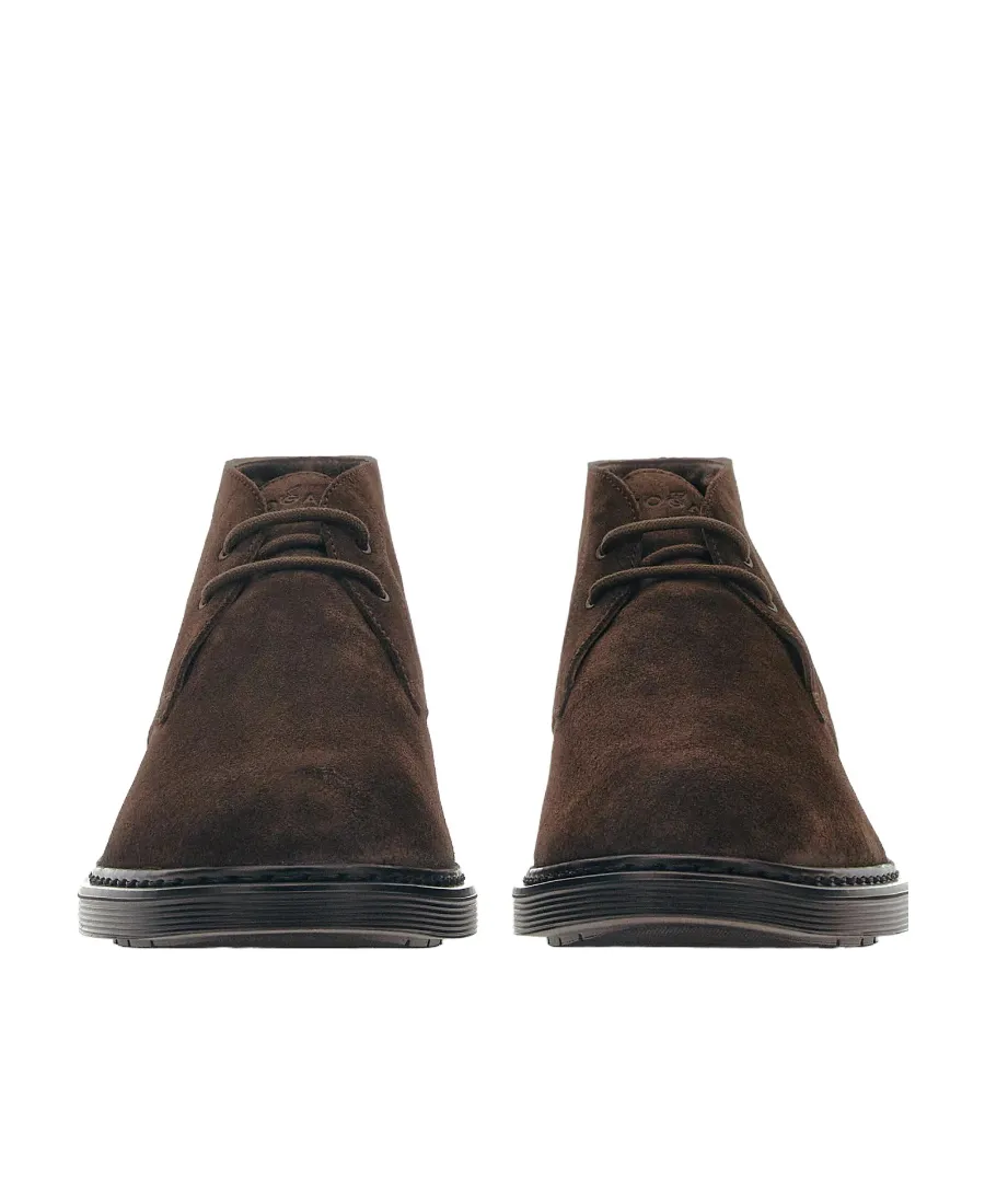 Pointed-Toe Lace-Up Shoes