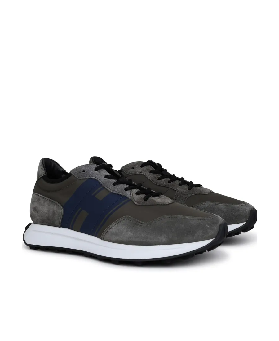 H601 Lace-Up Sneakers