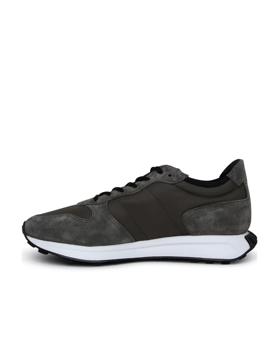 H601 Lace-Up Sneakers