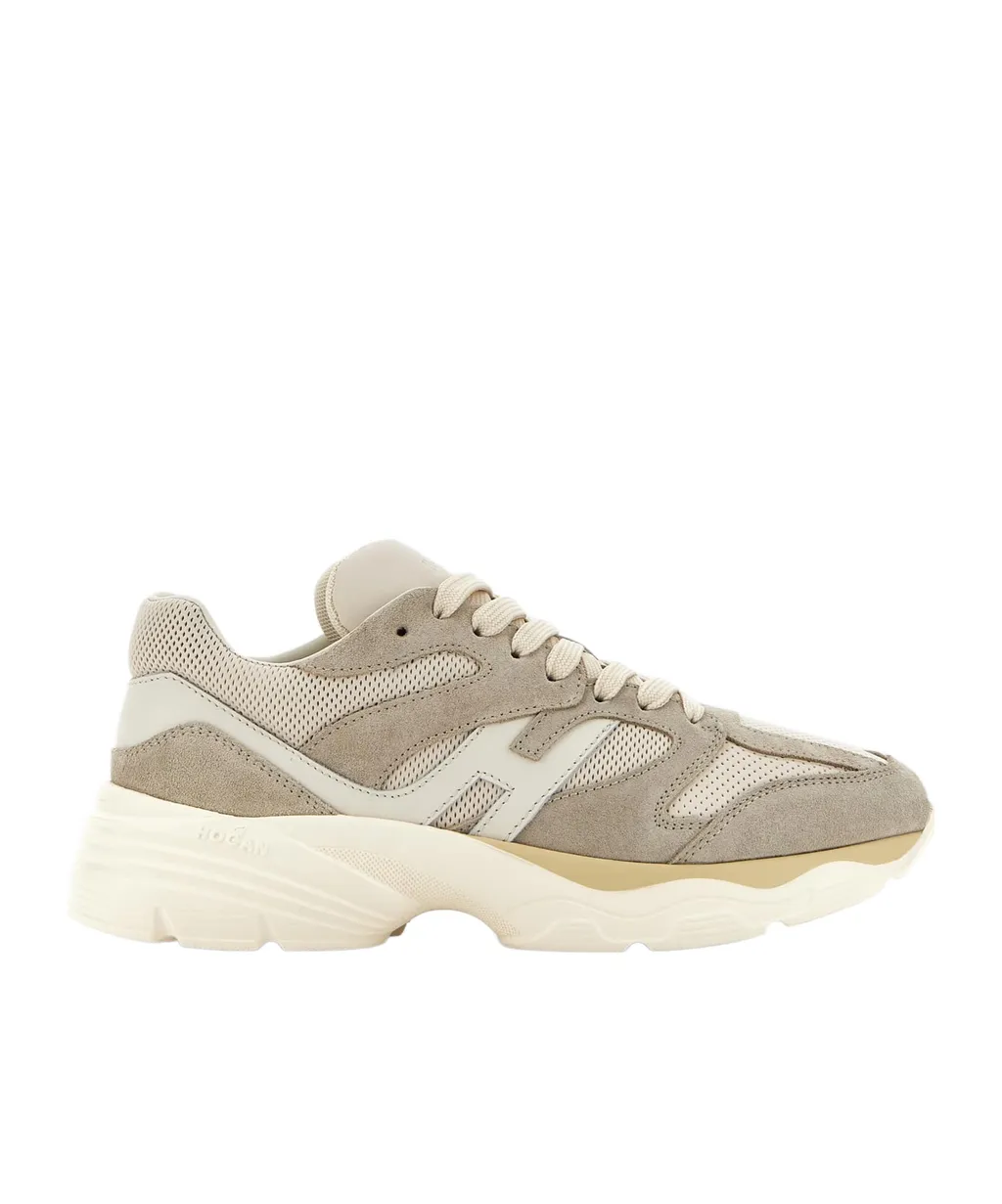 H665 Panelled Sneakers