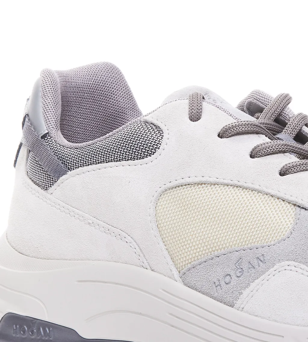 Hyperlight Low-Top Sneakers