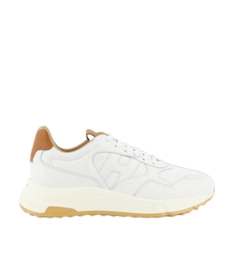 Hyperlight Lace-Up Sneakers