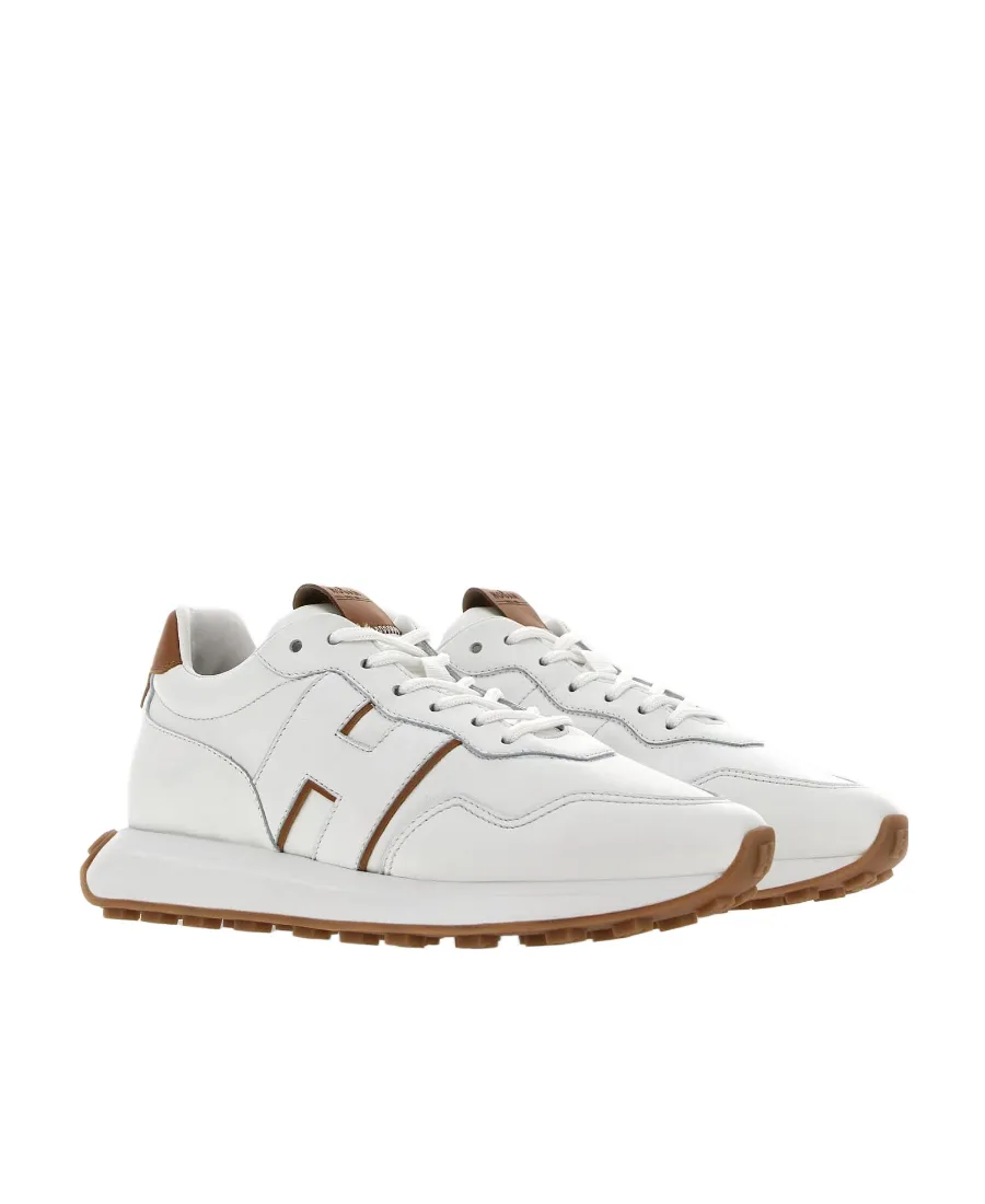 H601 Lace-Up Sneakers