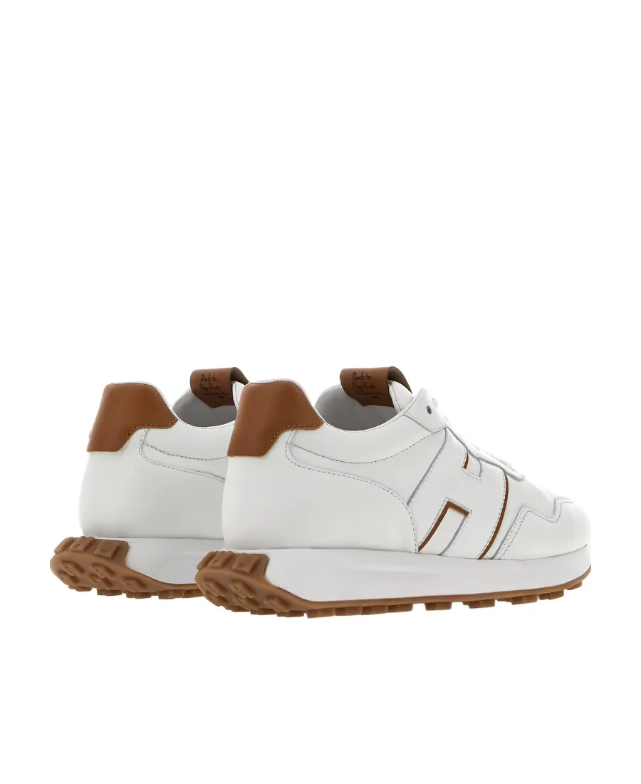 H601 Lace-Up Sneakers