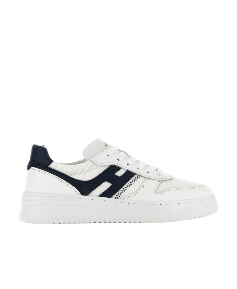 H630 Low-Top Sneakers
