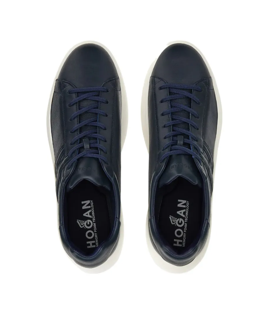 H580 Lace-Up Sneakers