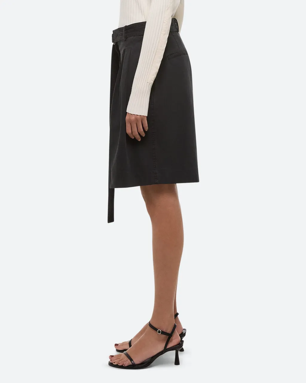 Wide Pleated Shorts