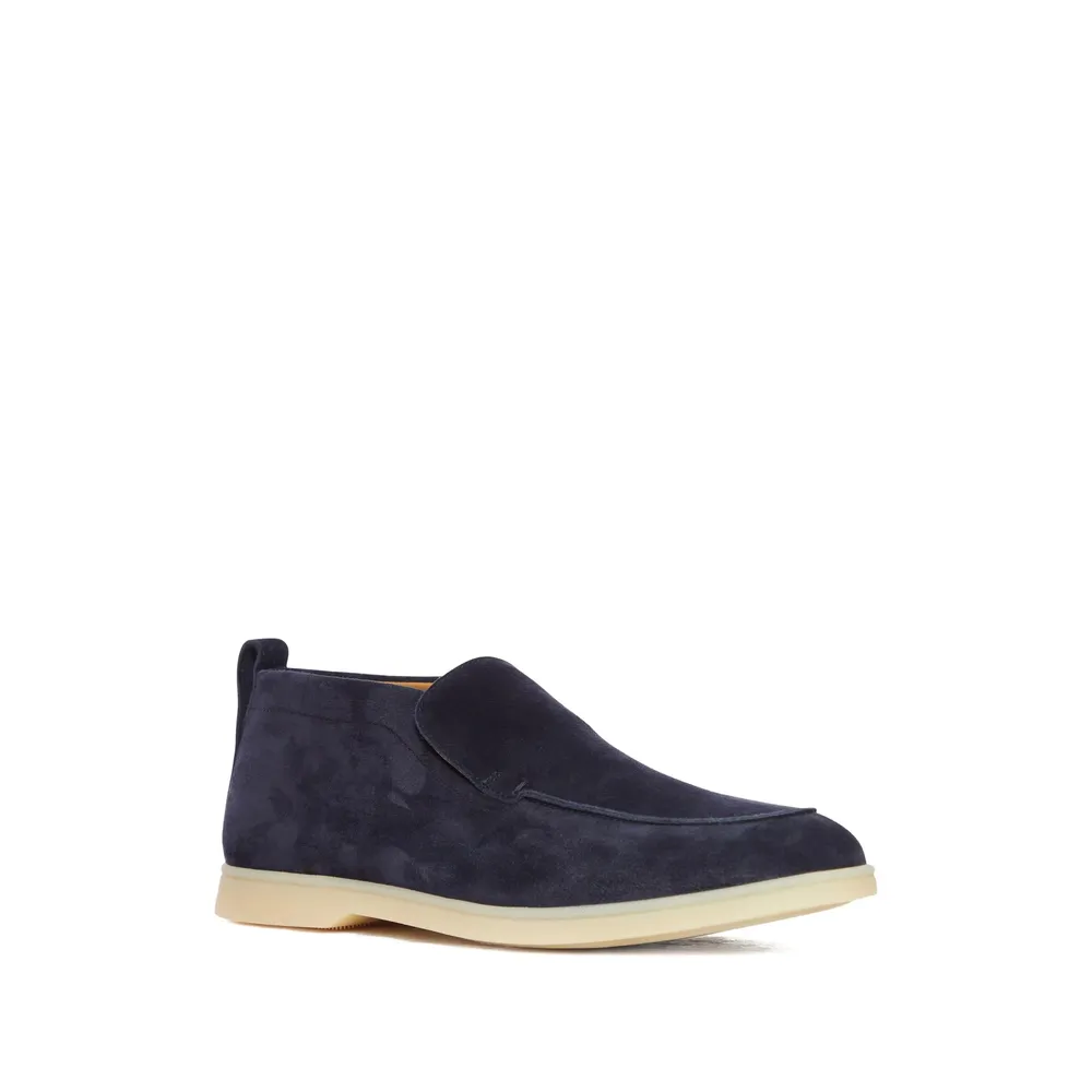 Round Toe Casual Shoes