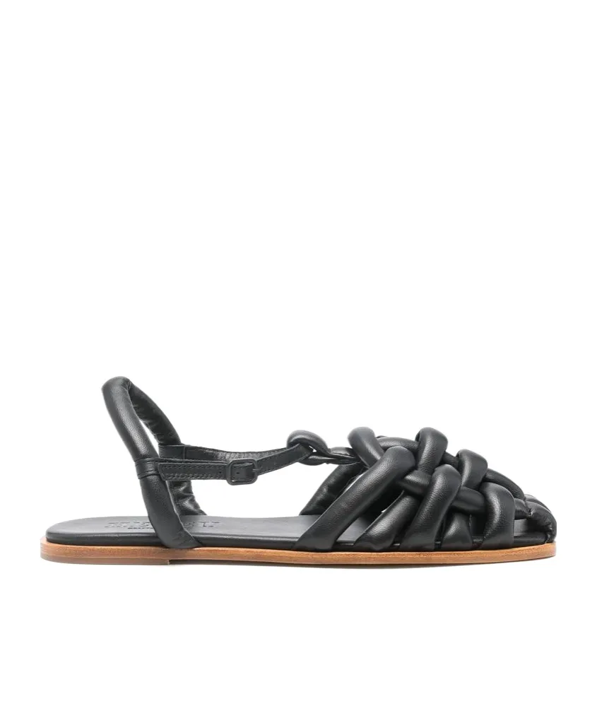 Square-Headed Flat Sandals