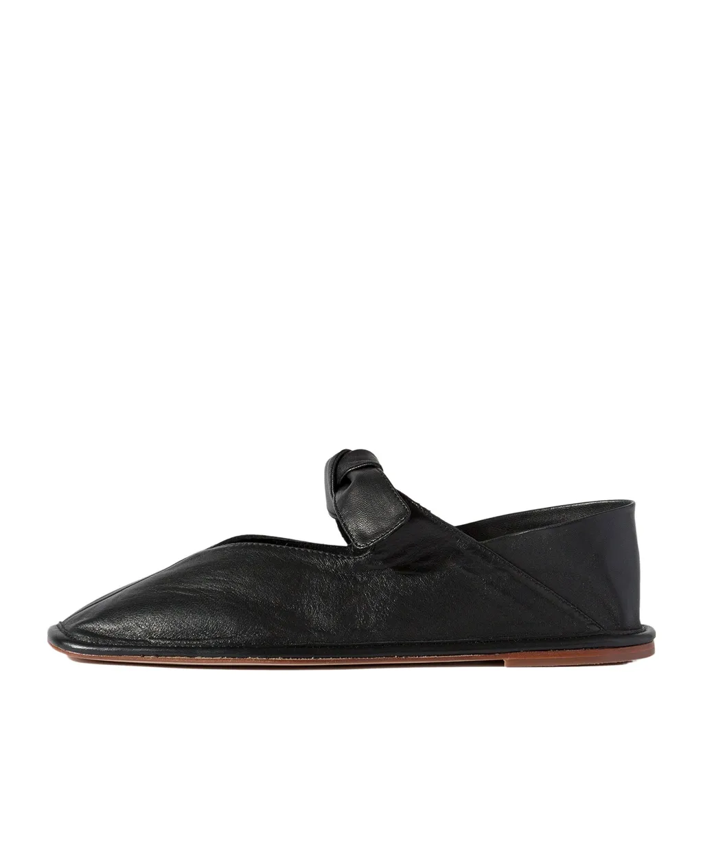 Llasada Square-Toe Ballet Flats