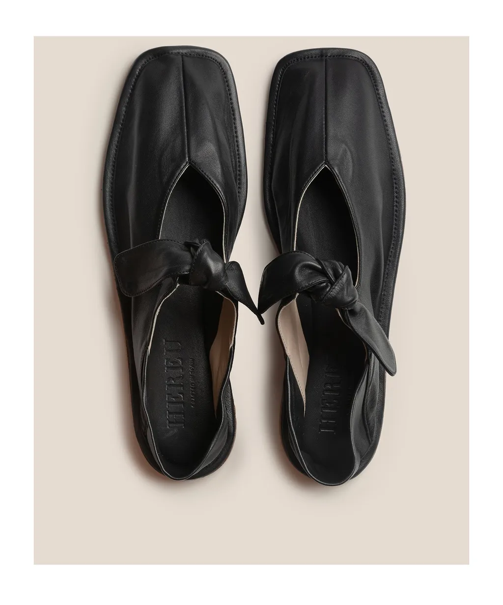 Llasada Square-Toe Ballet Flats
