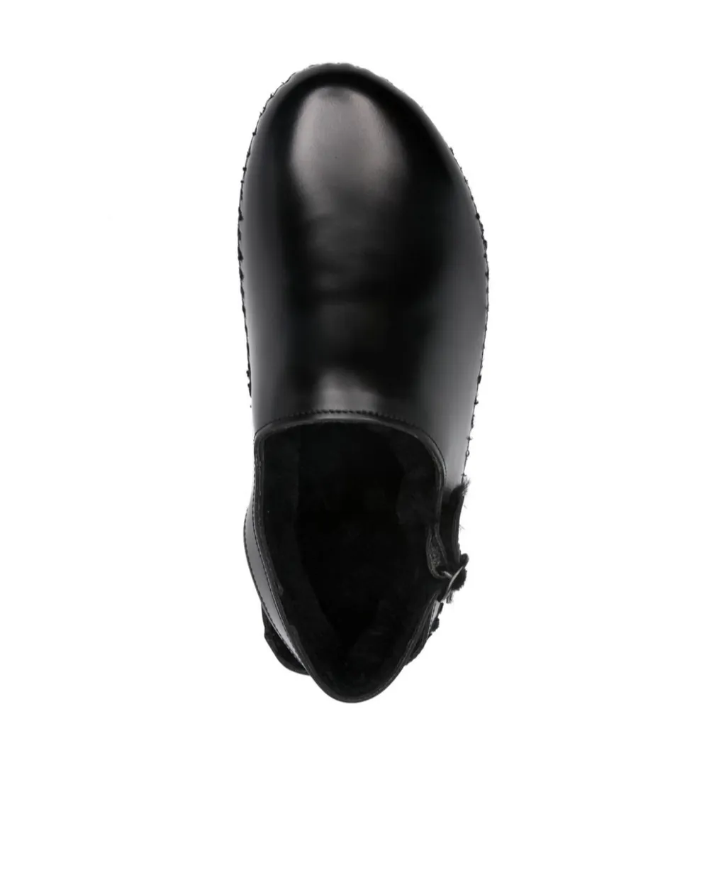 Round-Headed Flat Sandals