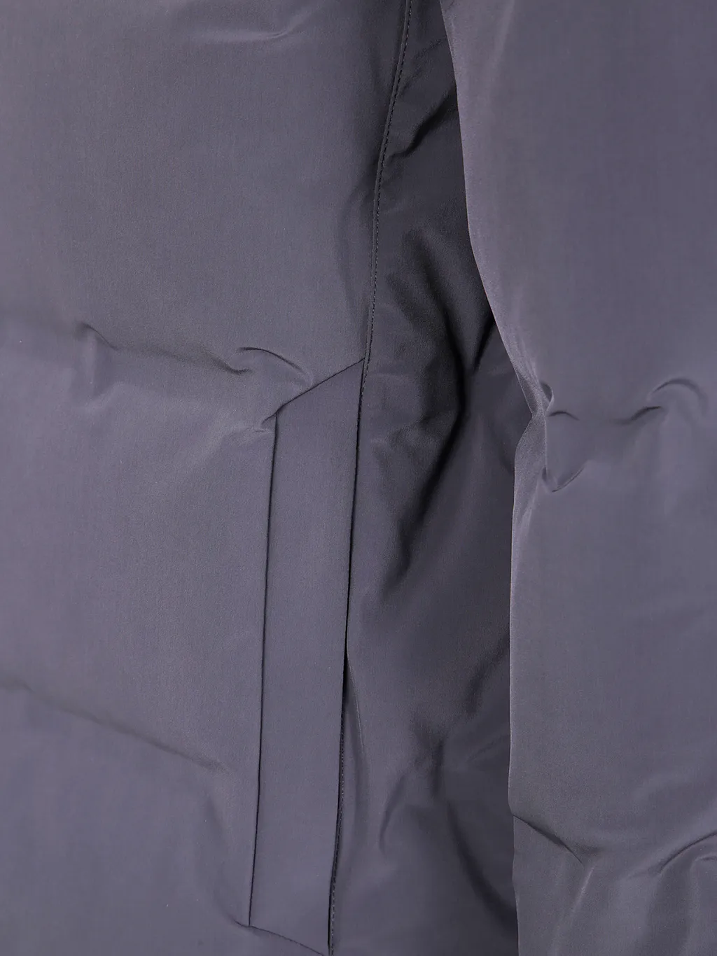 Hooded Down Jacket