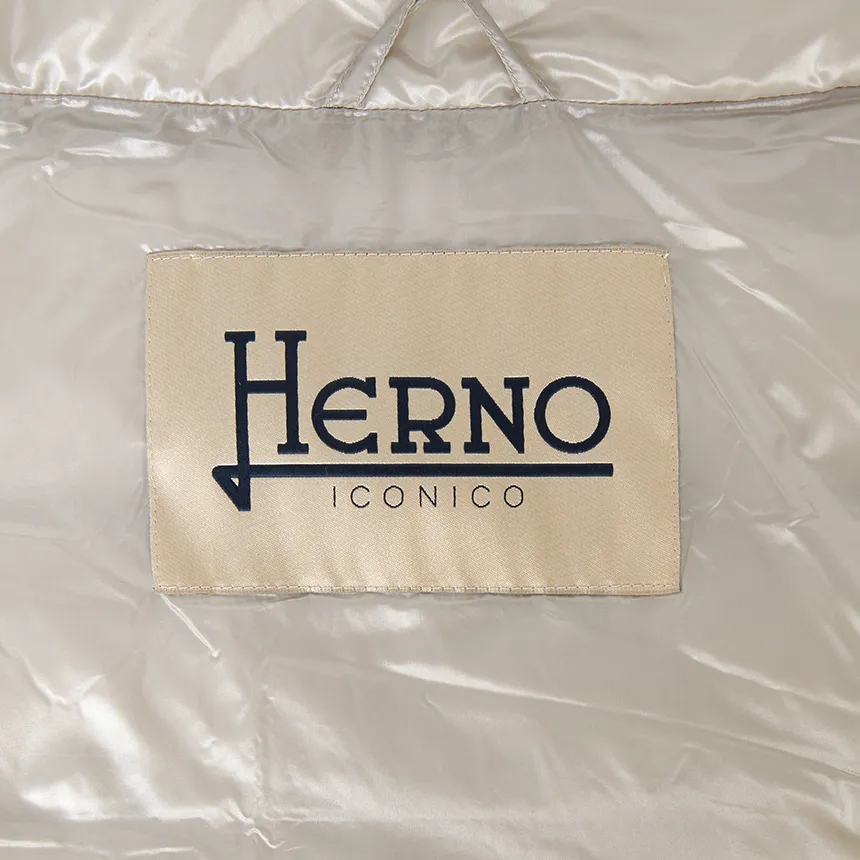 Three Quarter Sleeve Down Jacket