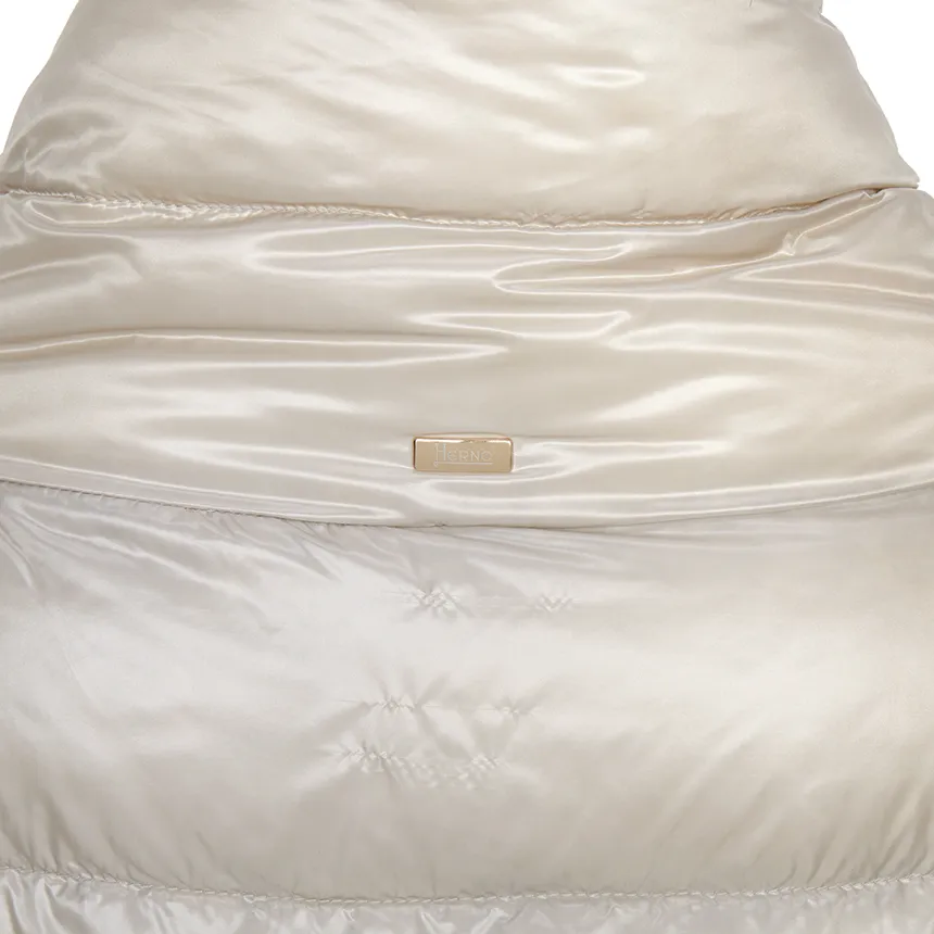 Three Quarter Sleeve Down Jacket