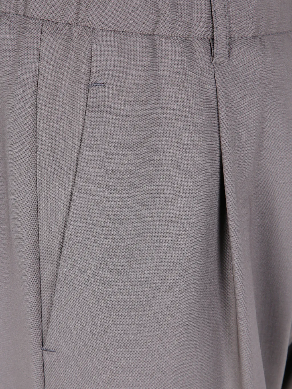 Pleated Back-Pocket Trousers