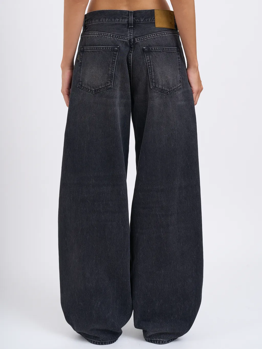 Wide-Leg Jeans