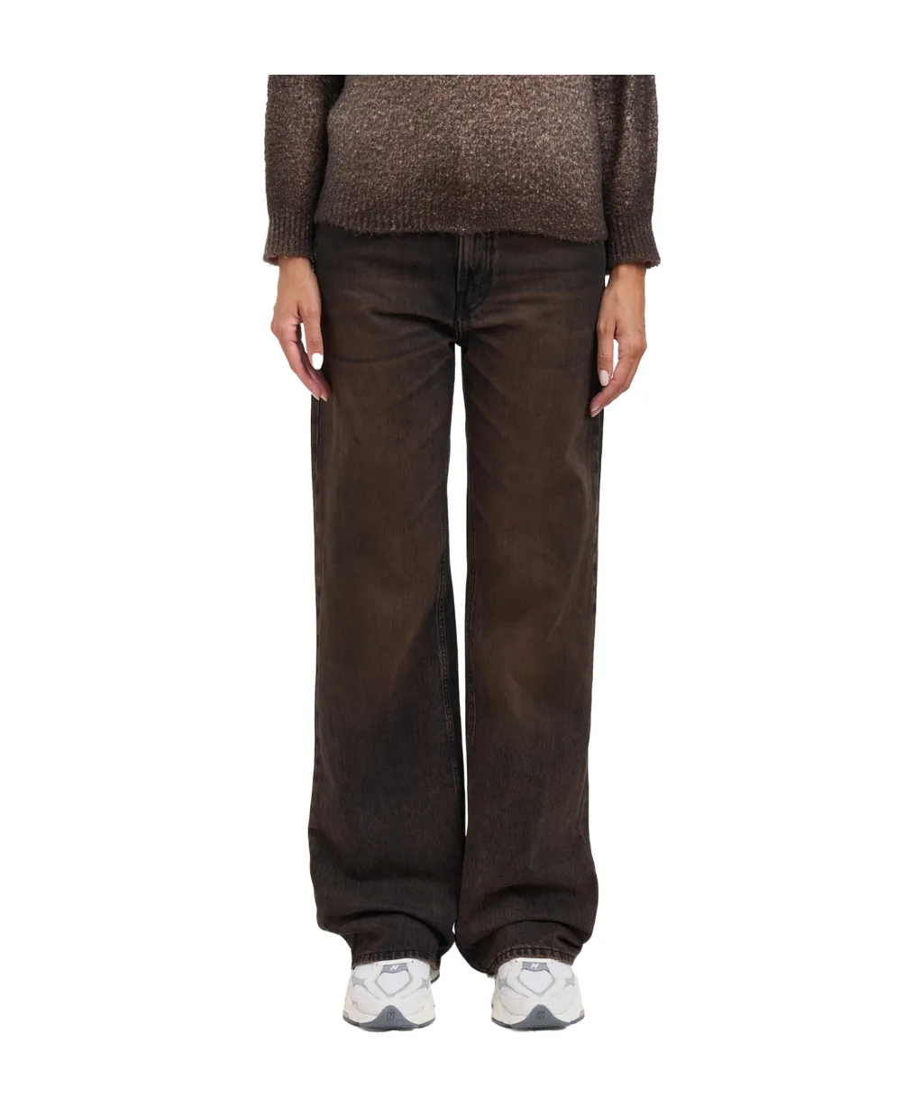 Wide-Leg Jeans