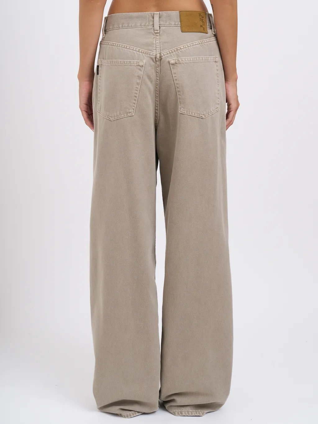 Wide-Leg Jeans