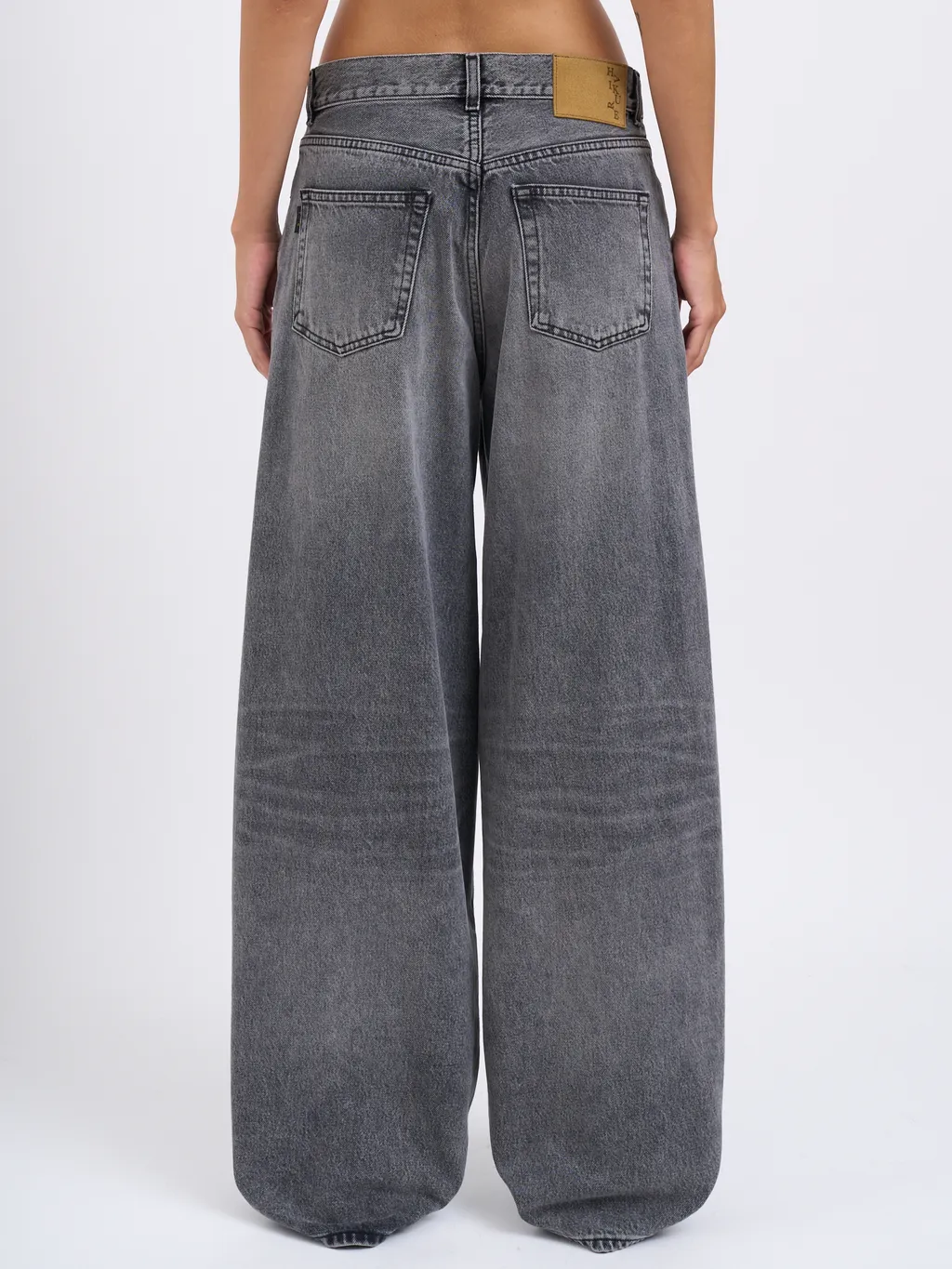 Wide-Leg Jeans