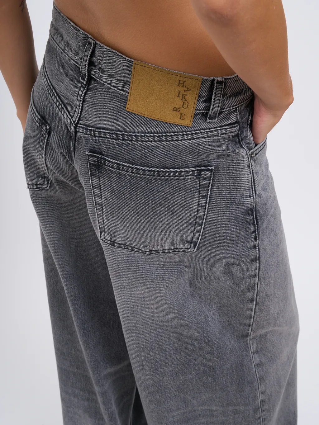 Wide-Leg Jeans