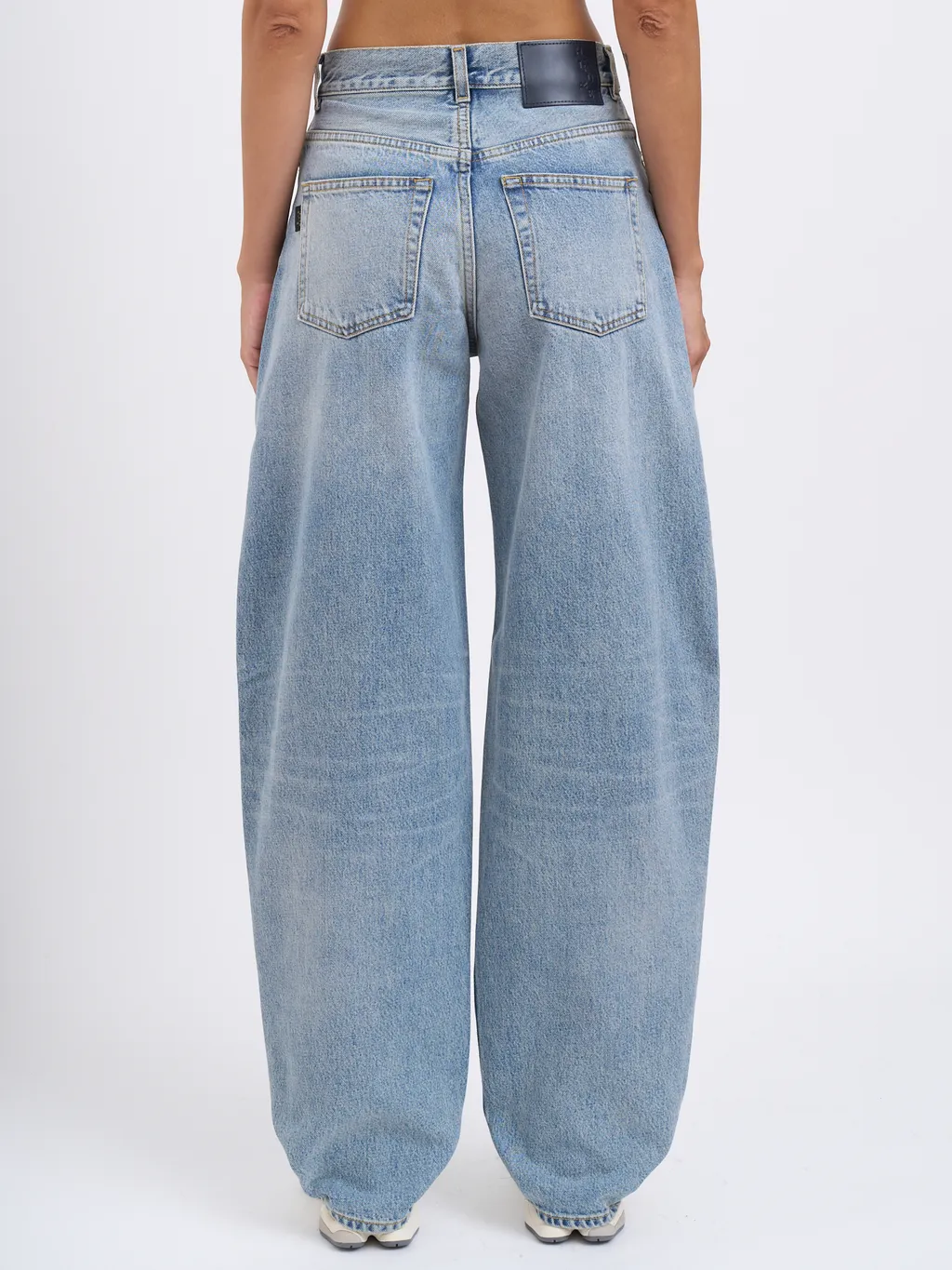 Wide-Leg Jeans