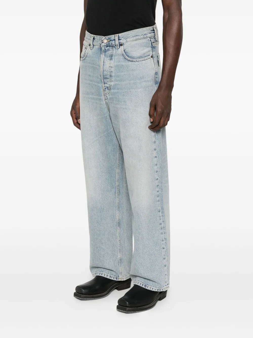 Wide-Leg Jeans