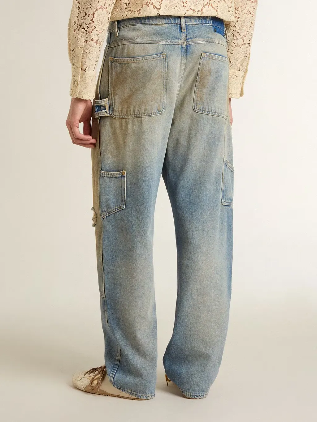 Wide-Leg Distressed Jeans