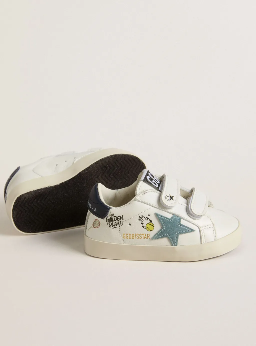 Star-Patch Sneakers
