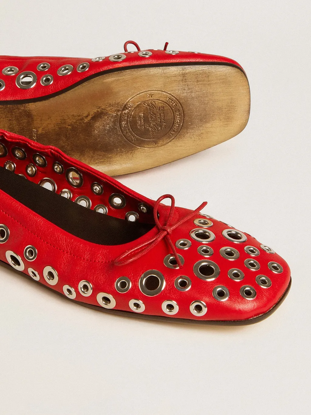 Amy Eyelet-Detailed Ballet Flats