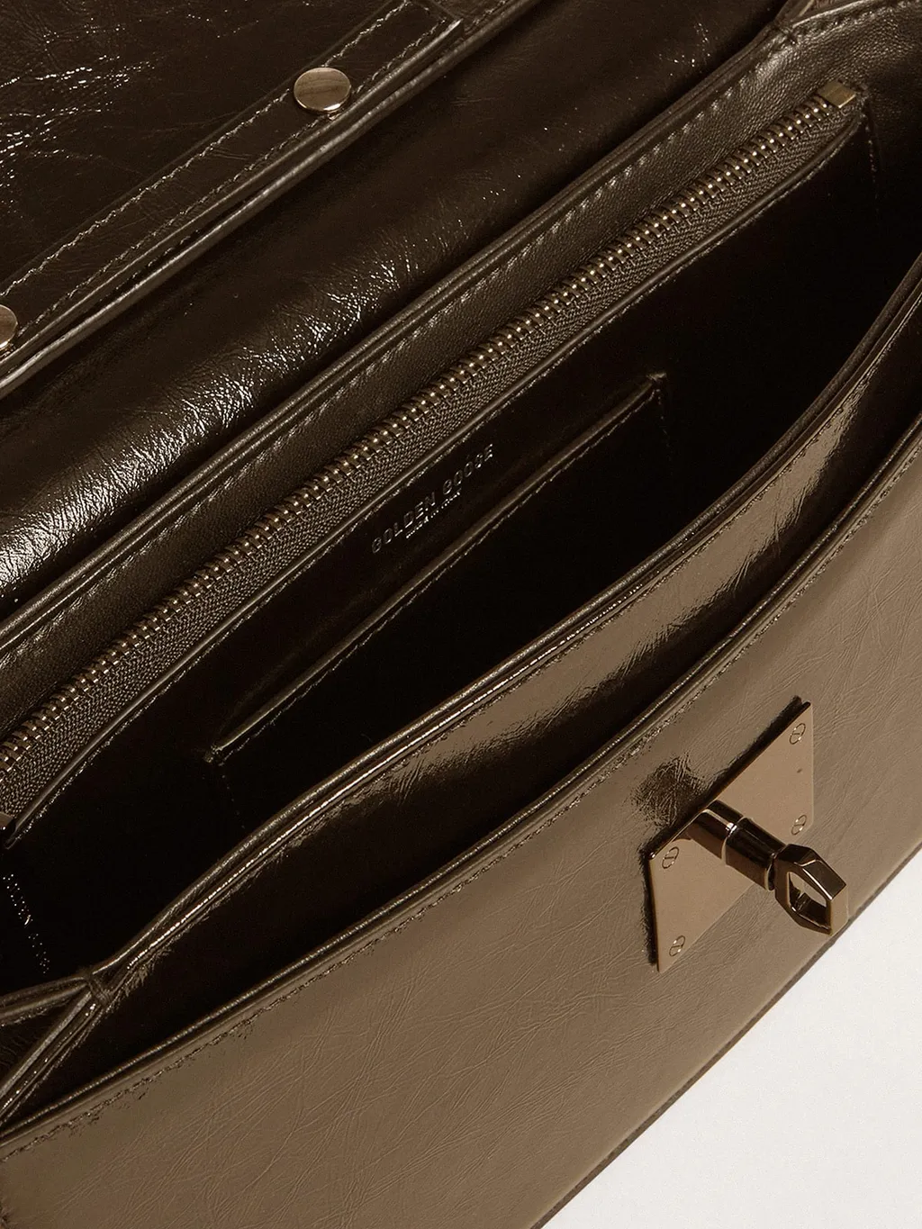 Gioia Chain-Linked Shoulder Bag