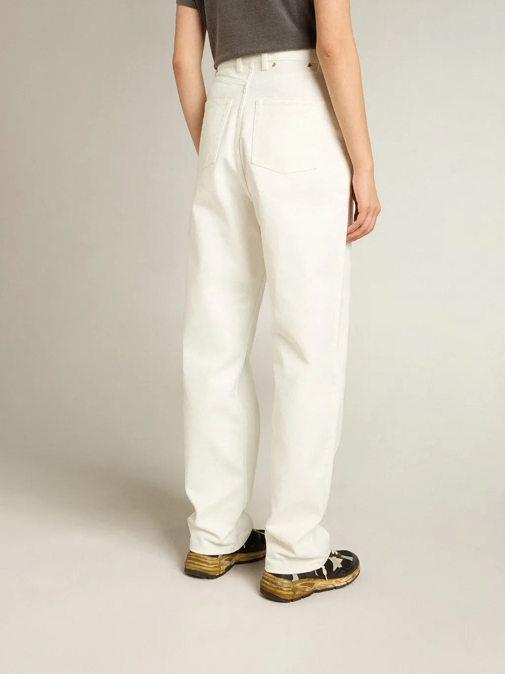 Straight-Leg Jeans