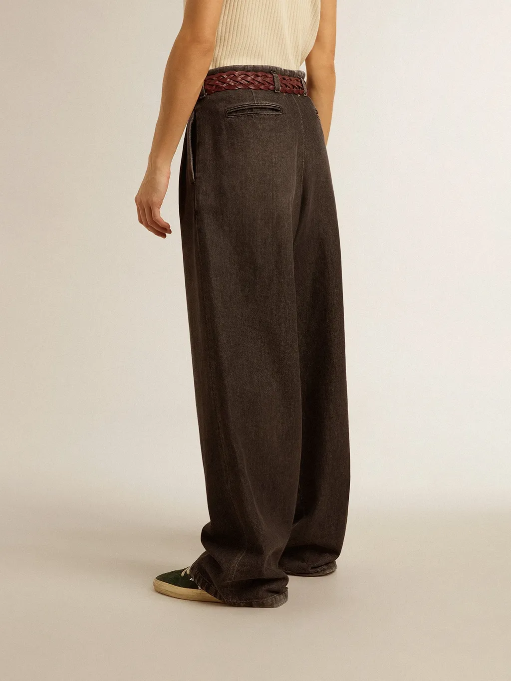 High-Waist Pleated Wide-Leg Jeans